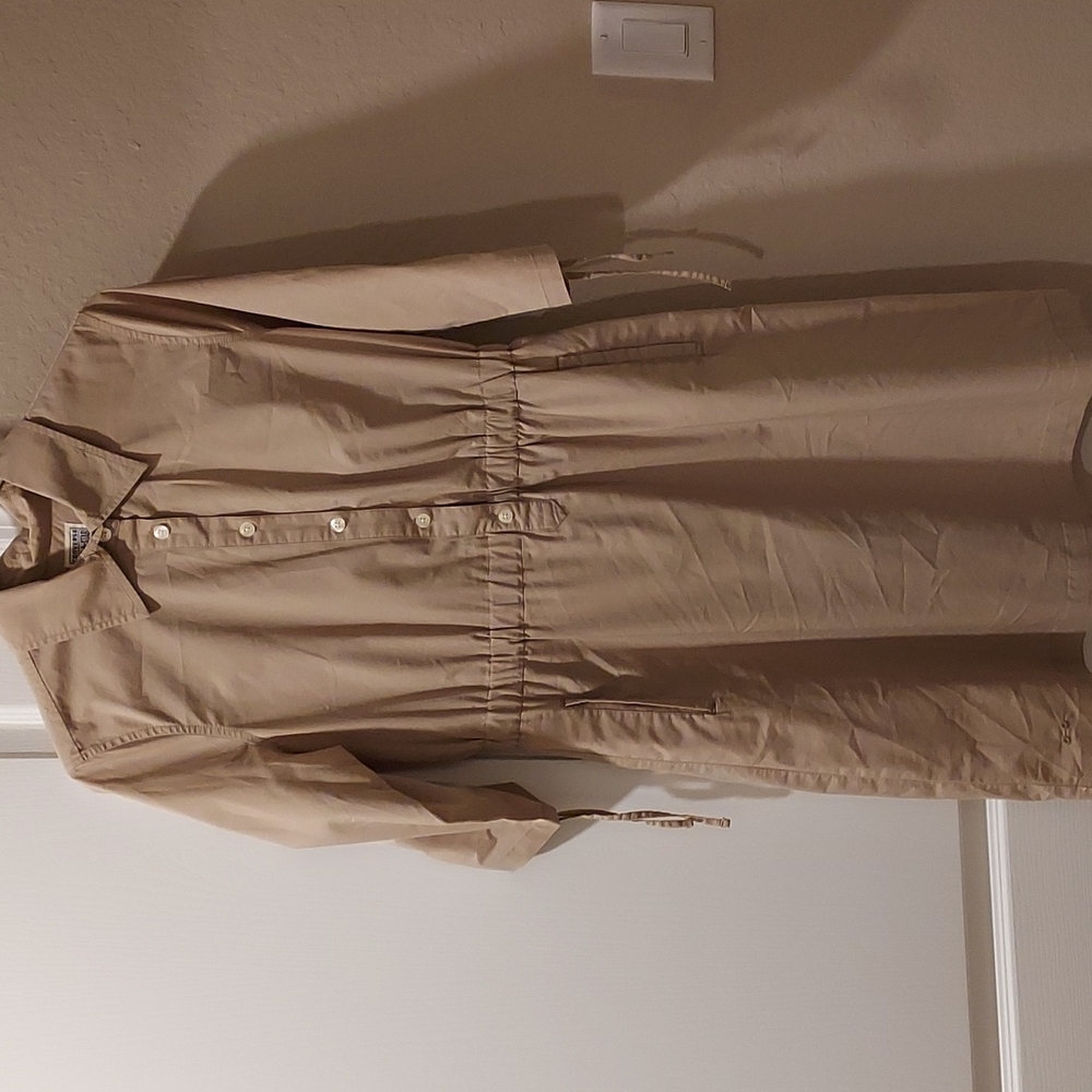 Converse tan women's dress size M.